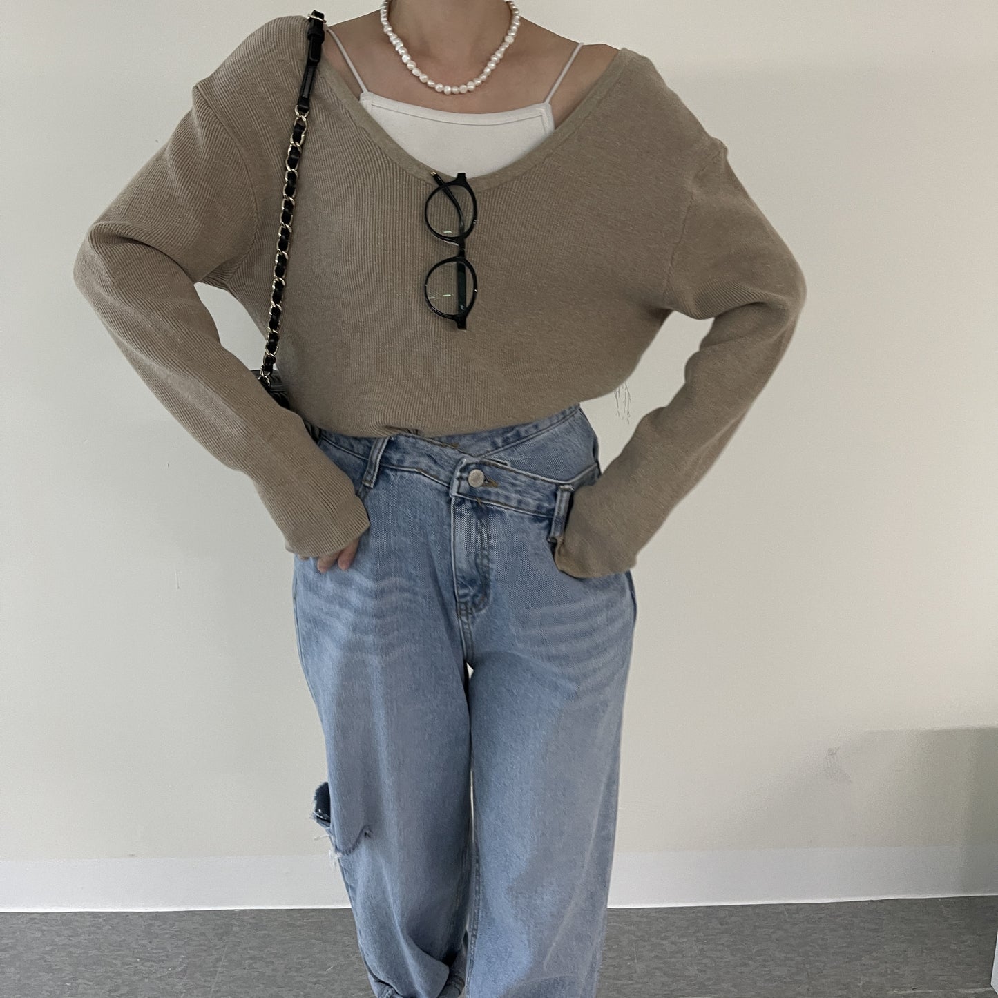 uni&amp;#x27;s room■4color ディープUネックアメリニット NT-AW25-06