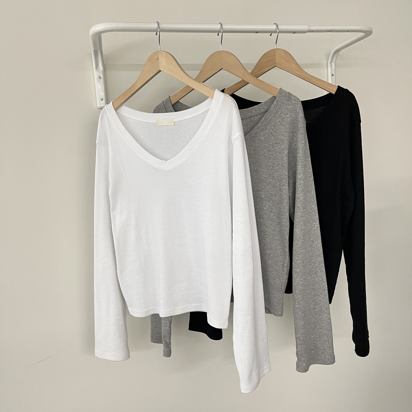uni&amp;#x27;s room■3color 3枚SET 美シルエットカットソー TP-SS25-06
